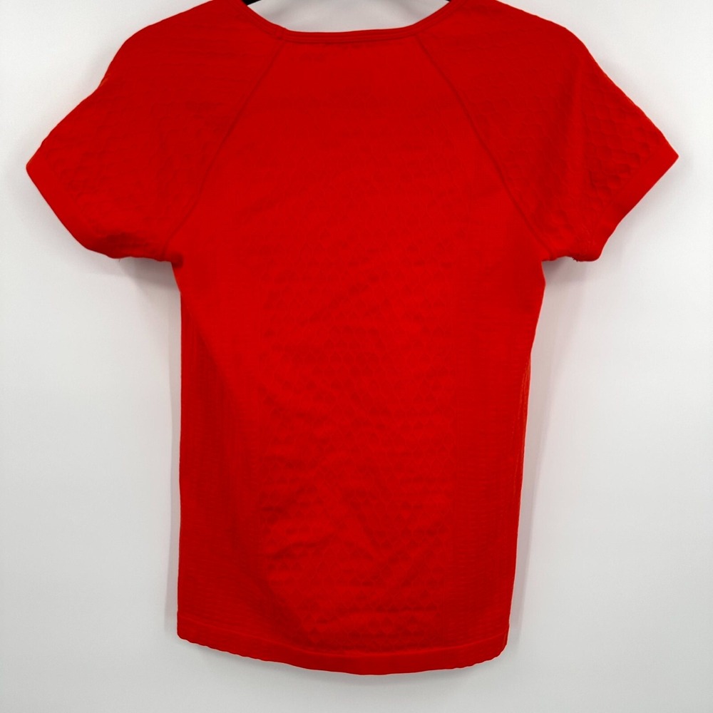 Athleta T-Shirt Mens Medium Orange Patterned Short Sleeve Crew Neck Pullover - Picture 2 of 9